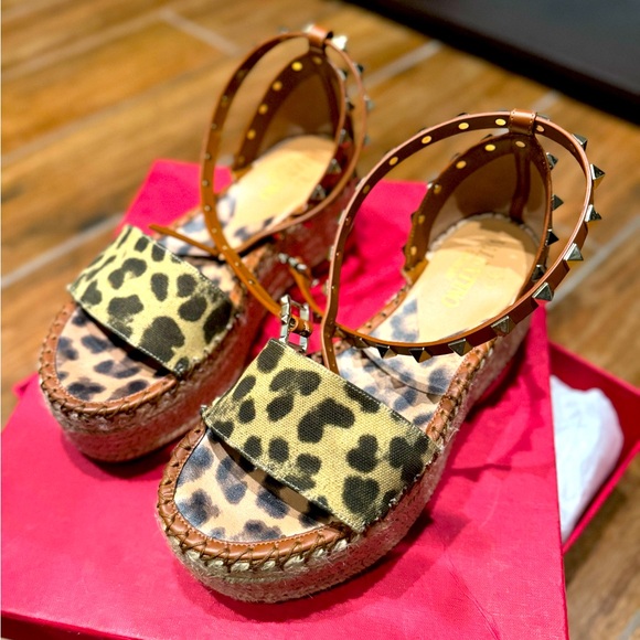 Valentino Leopard Print Canvas Espadrilles 35 - Picture 1 of 5